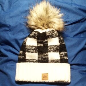 Panache Unisex Black and White Furry Pom-Pom Beanie